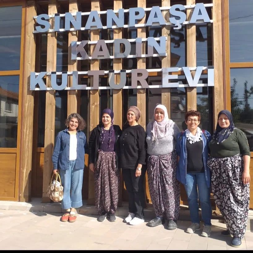 Gül bahçesi manzarası - Gülgönen Kooperatifi